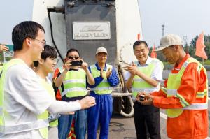 真正的創(chuàng)新，來自理論結(jié)合實踐—碩士研究生拜師“高遠(yuǎn)工匠”